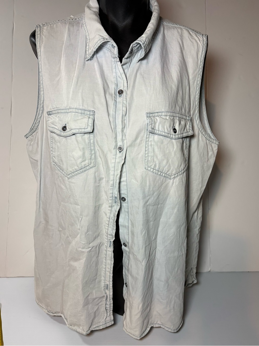 Buffalo David Bitton Light Blue Shirt with Black Label 100% Lyocell